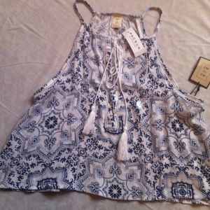 Me To We Pretty Top - Cute Fresh Details!!!